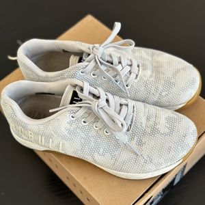 NoBull Trainer size 8 women’s White Camo
